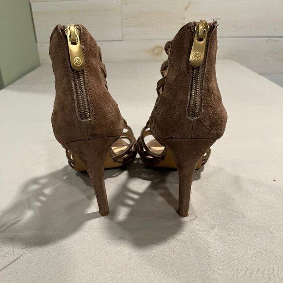 Adrienne Vittadini Tan Heel Size 8 - Picture 4 of 7